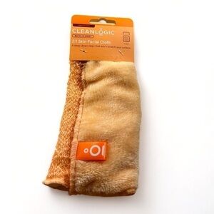 NWT Cleanlogic 2 in 1 Facial Cloth Orange / Dual-Texture Face Cloth, 1 Count